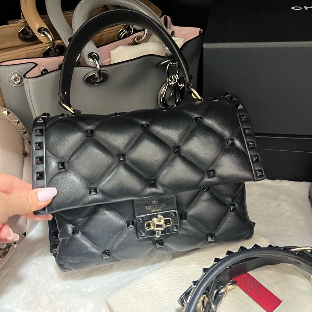 Authentic Valentino Garavani Candystud Top Handle Bag Leather Medium Black